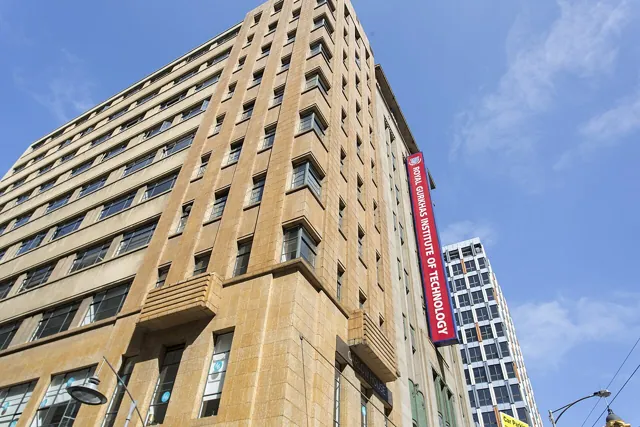 RMIT University — widok 5