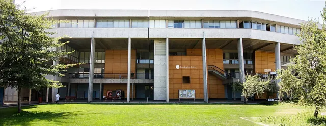 Pontificia Universidad Católica de Chile — widok 4