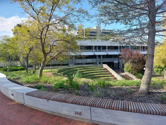 Curtin University — widok 2