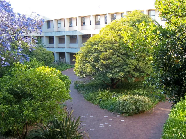 Flinders University — widok 4