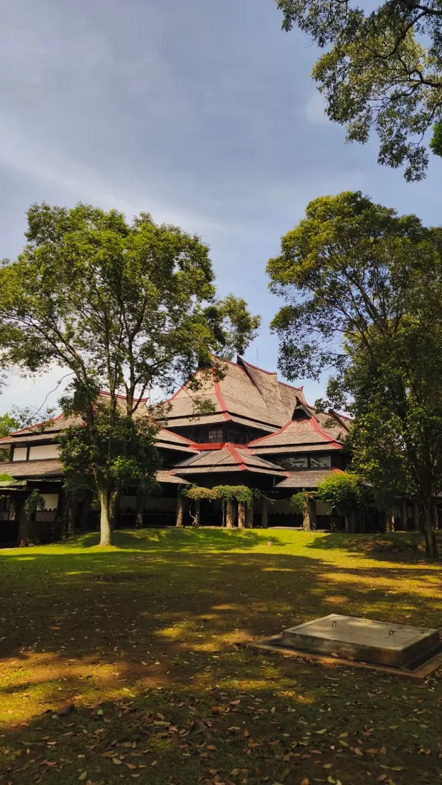Institut Teknologi Bandung — widok 5