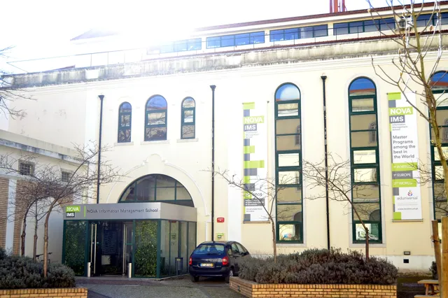 Universidade NOVA de Lisboa — widok 4
