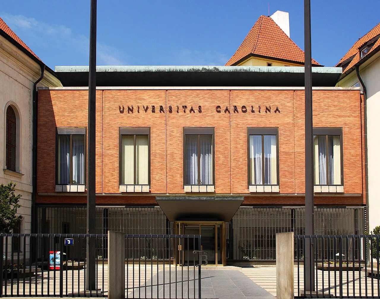 Uniwersytet Karola — kampus