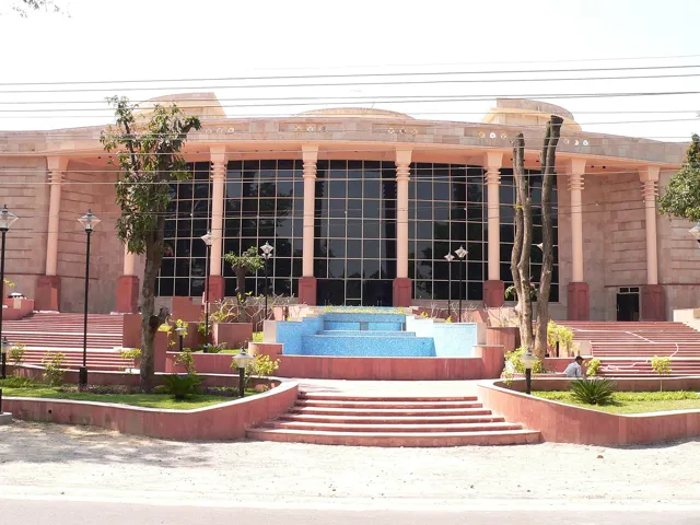 Indian Institute of Technology Roorkee — widok 3