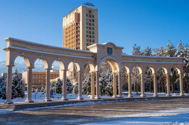 Kazachski Uniwersytet Narodowy im. Al-Farabiego — widok 5