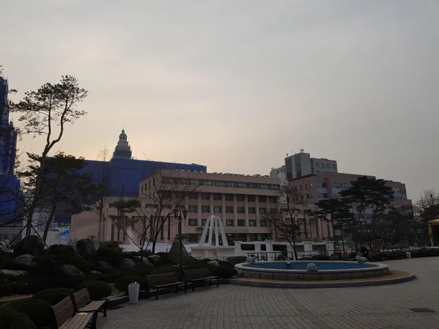 Kyung Hee University — widok 2