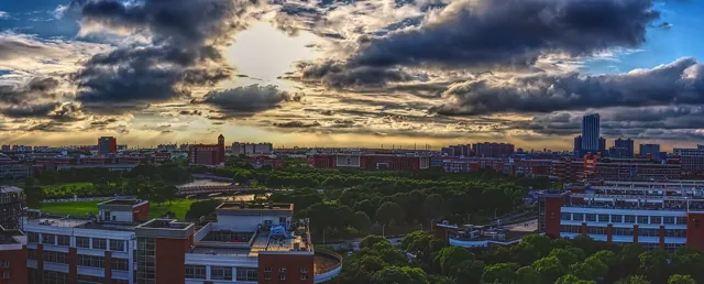 Shanghai Jiao Tong University — widok 2