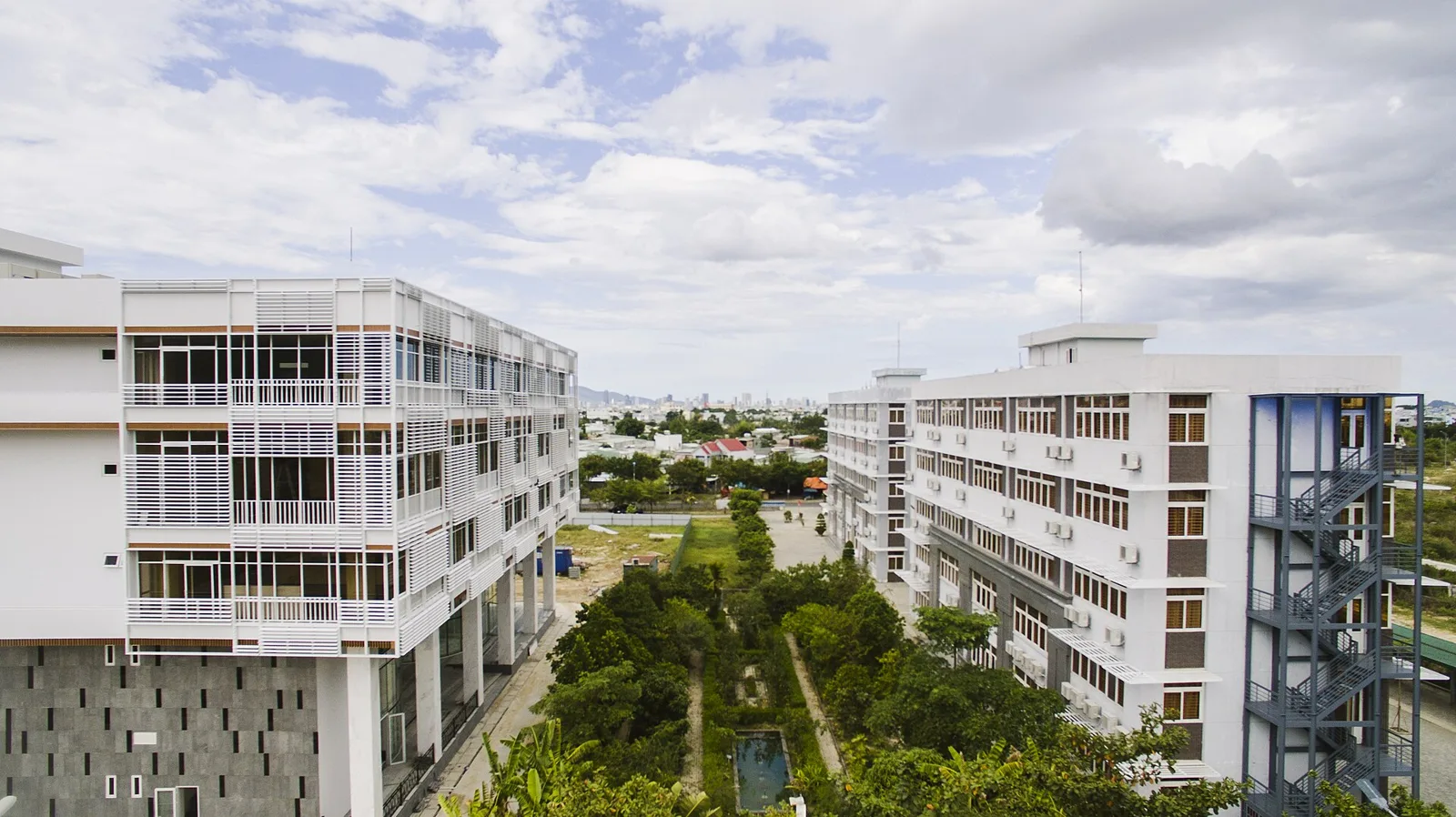Duy Tan University — kampus