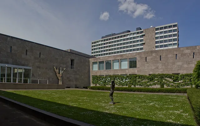 Tilburg University — widok 3