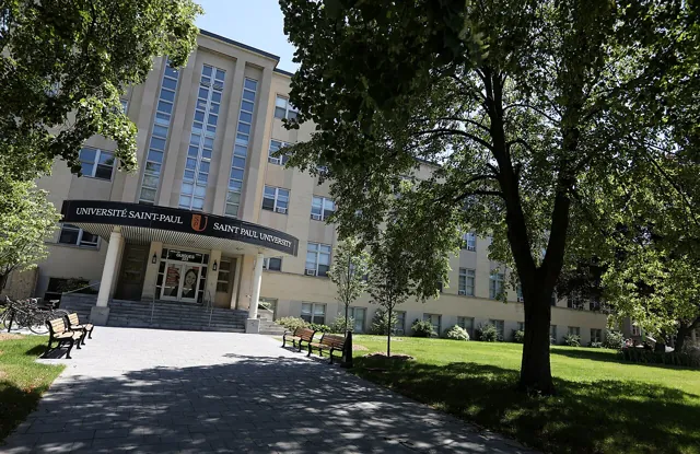 University of Ottawa (Université d'Ottawa) — widok 5