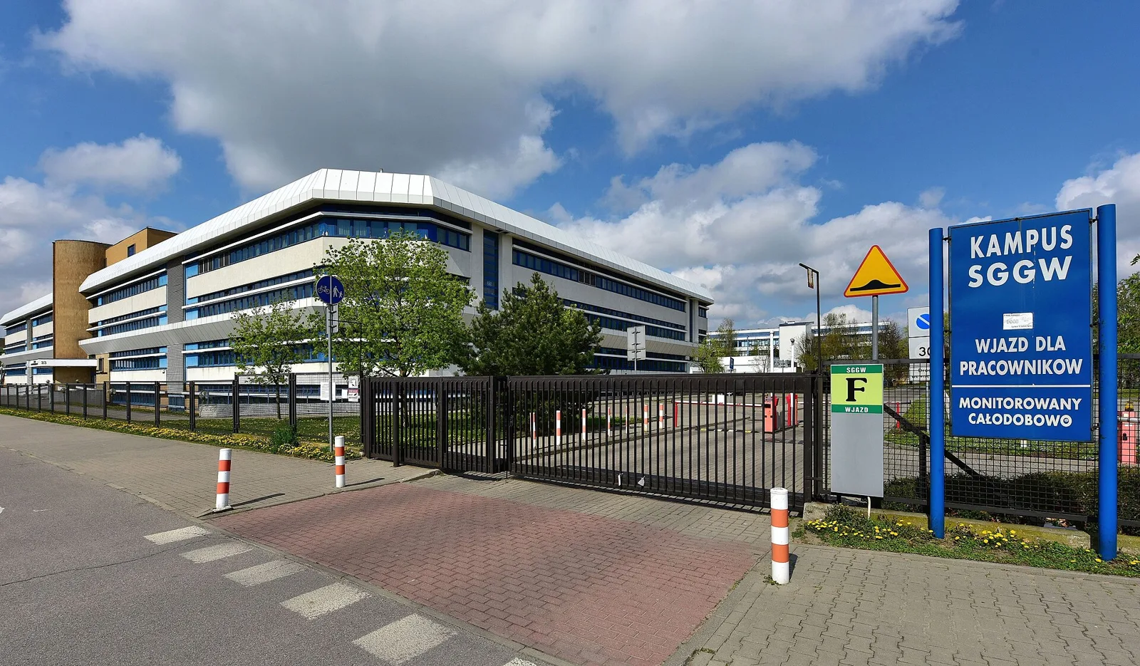 Szkoła Główna Gospodarstwa Wiejskiego w Warszawie — kampus