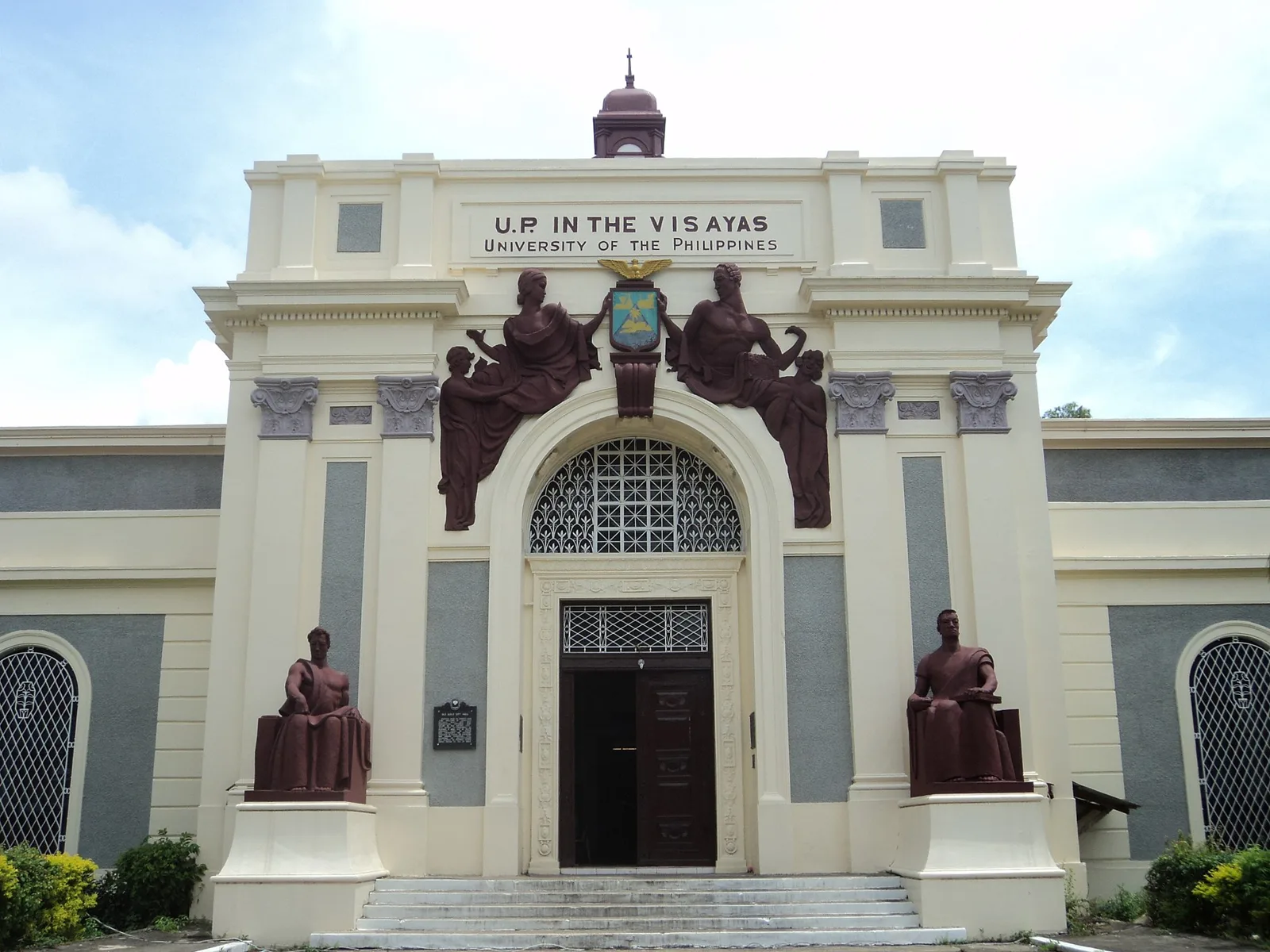 University of the Philippines — kampus