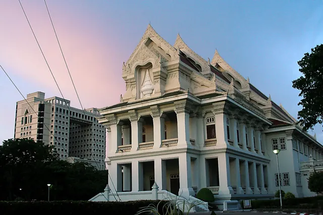 Chulalongkorn University — widok 3