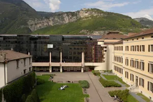 Uniwersytet w Trydencie — widok 2